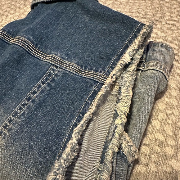 Stradivarius Denim Vest with beads - Picture 7 of 7